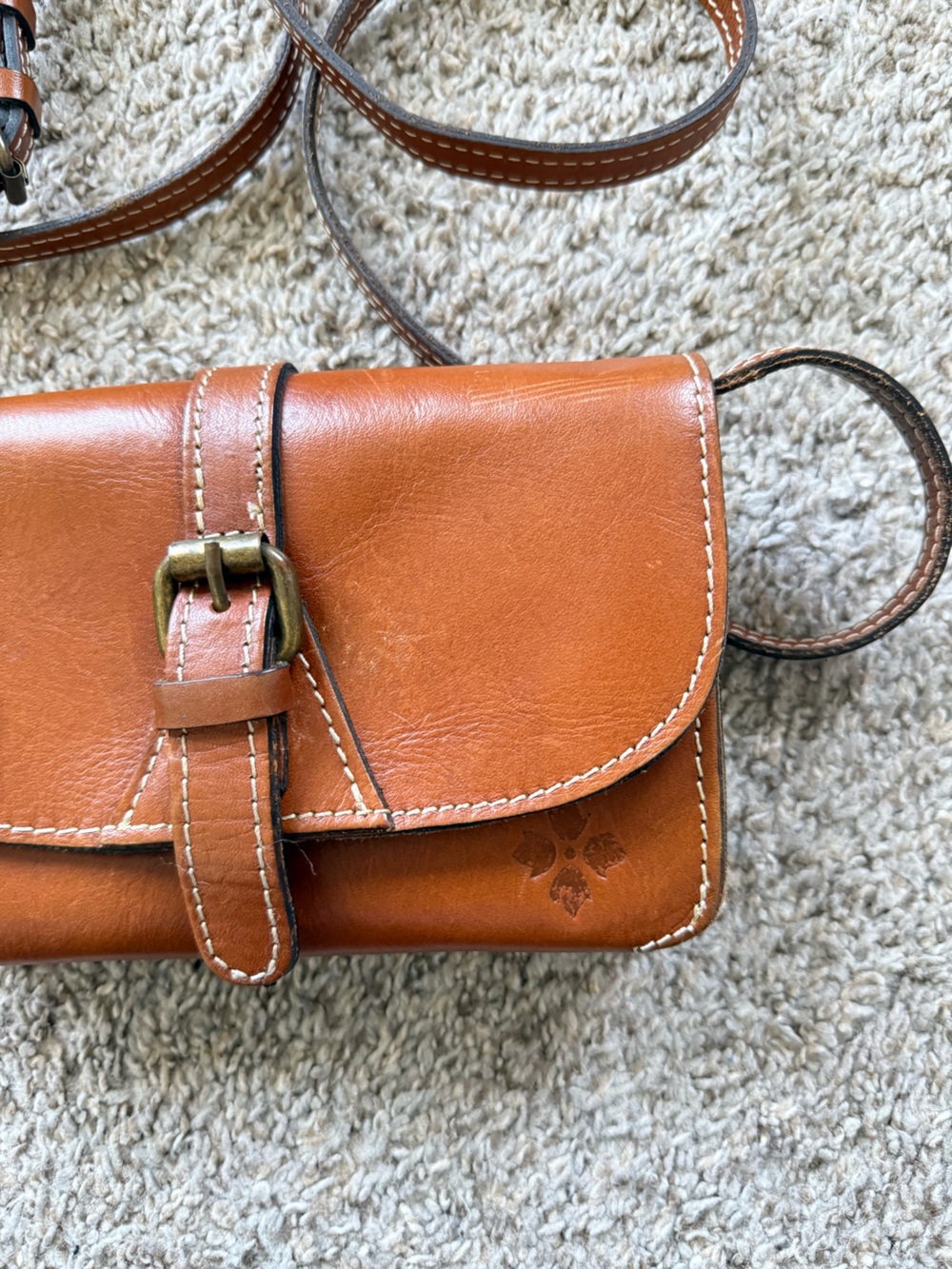 Patricia Nash Torri Leather Corssbody - Picture 3 of 10